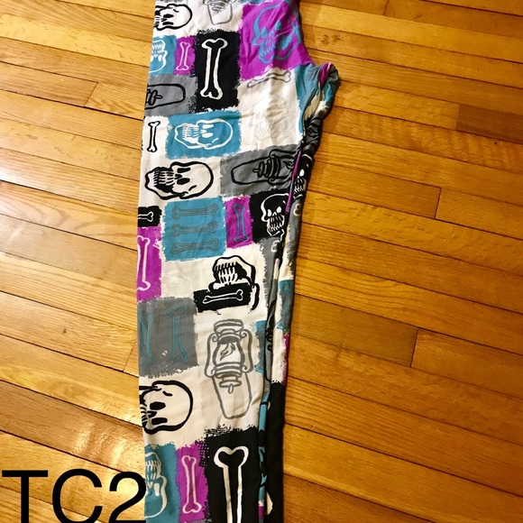 Lularoe TC & TC2 leggings - Picture 6 of 8